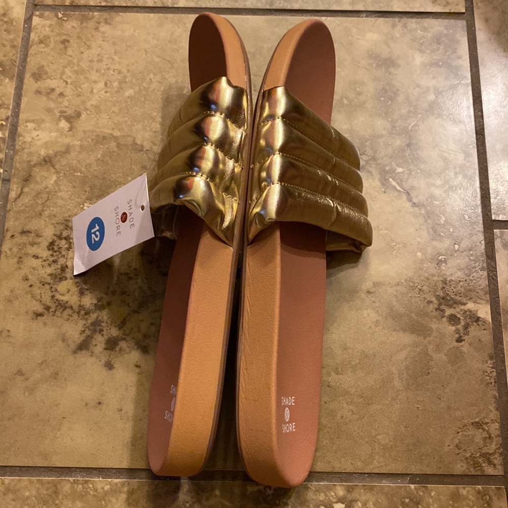 (161) NWT Women’s Gold Slides by Shade & Shore. Size 12 - Picture 8 of 10